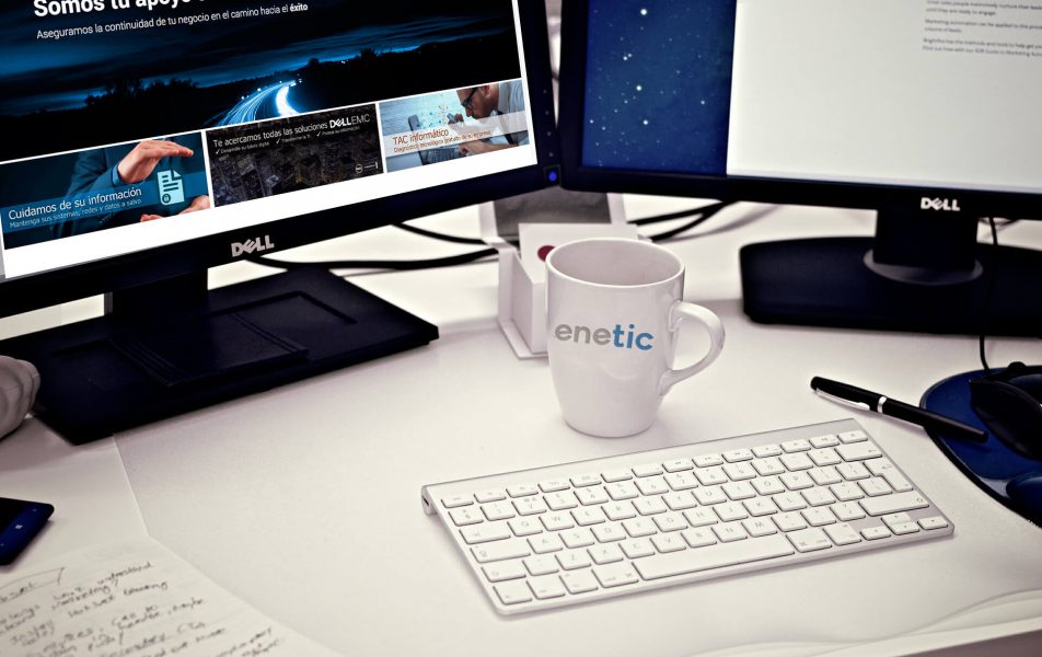 Soporte y mantenimiento de Enetic para usuarios y clientes de implantación